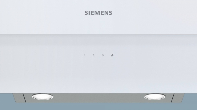 Настінна витяжка з нахиленим екраном Siemens LC65KA270R